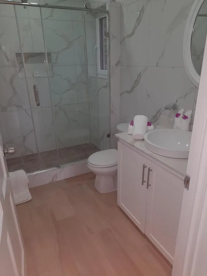 Jemmrose Suites Choc 0*,  Saint Lucia